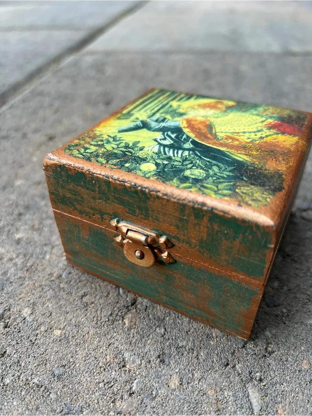 Vintage Decoupage Wooden Trinket Box Victorian Garden Jewelry Ring Box